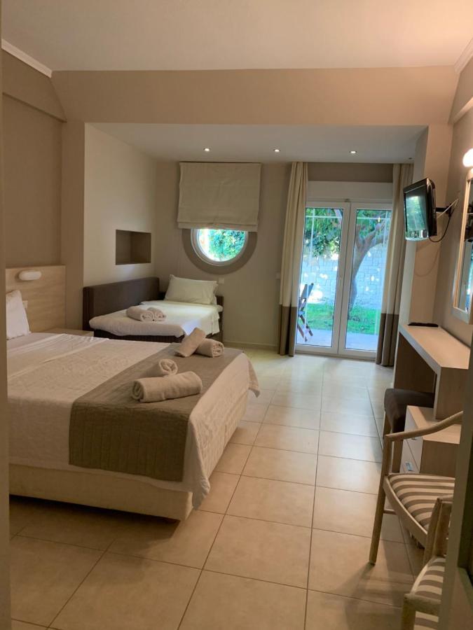 Nostos Hotel Áfitos Extérieur photo