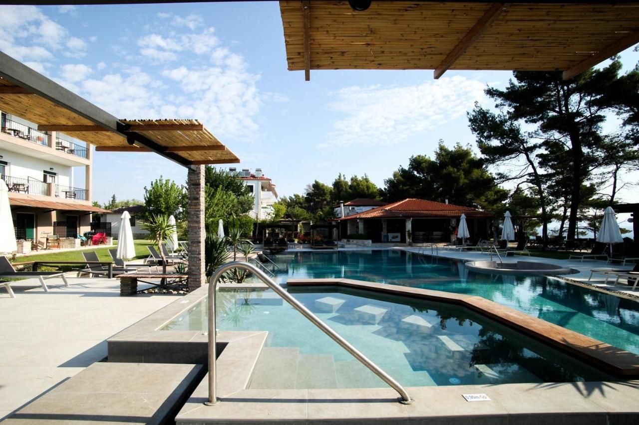 Nostos Hotel Áfitos Extérieur photo