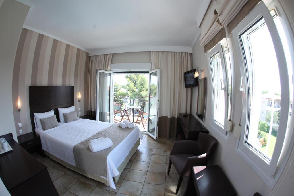 Nostos Hotel Áfitos Chambre photo