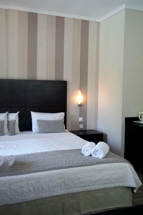 Nostos Hotel Áfitos Extérieur photo