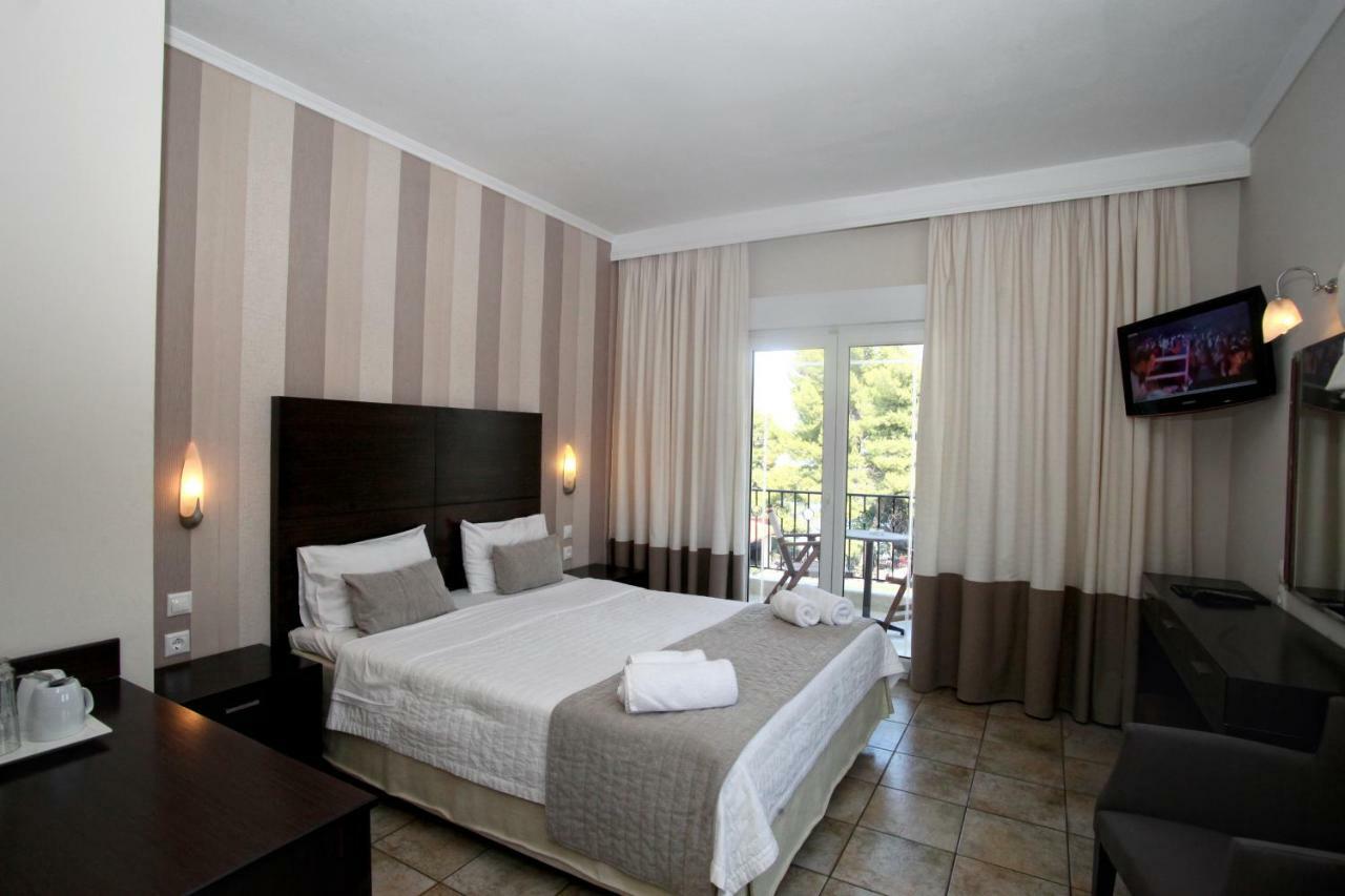 Nostos Hotel Áfitos Extérieur photo