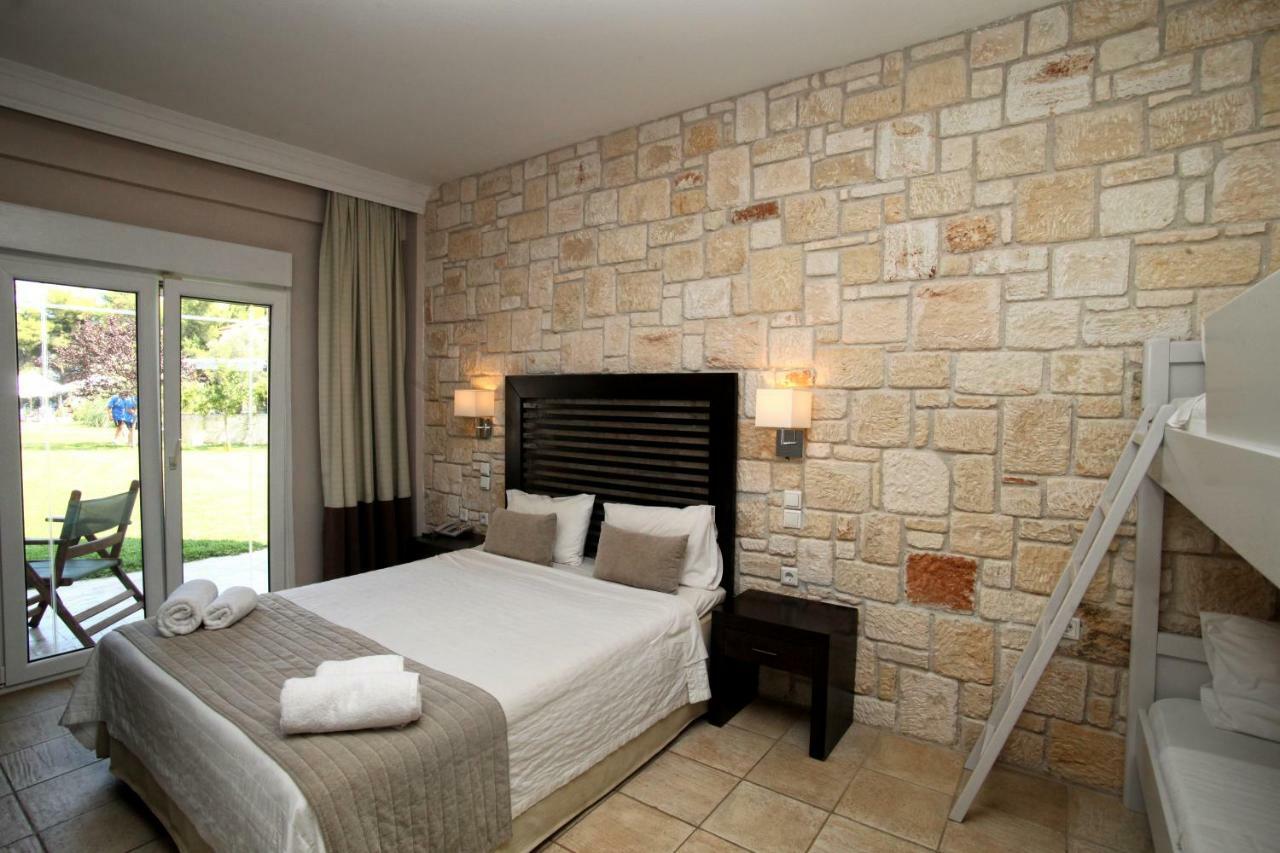 Nostos Hotel Áfitos Extérieur photo